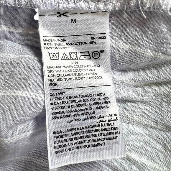 Old Navy Womens Blouse Top Shirt Long Sleeve V Neck Pullover Blue White Stripe M - Picture 9 of 9